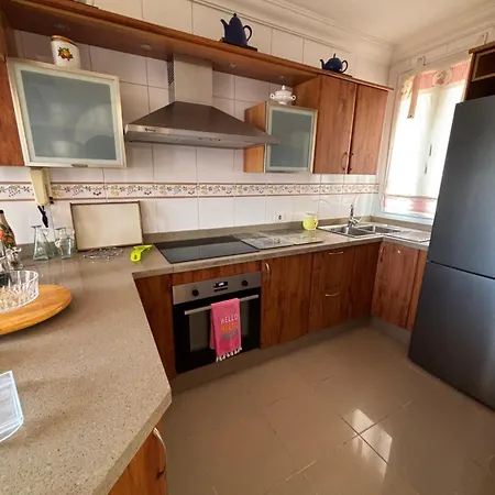 Διαμέρισμα New, Penthouse With Big Terrace And Sea Views, Aircondition And Garage *