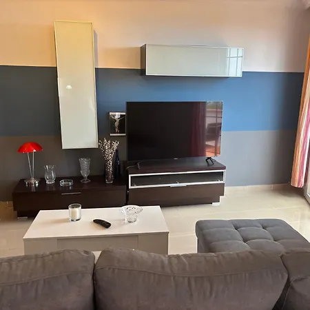 New, Penthouse With Big Terrace And Sea Views, Aircondition And Garage Apartamento